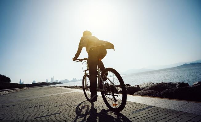 電動自転車で向かい風の中を走るコツ - blog - 1